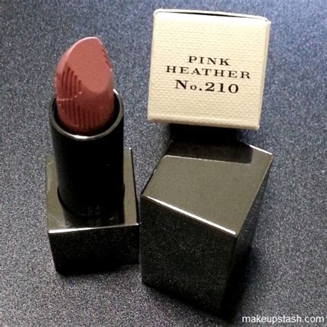 Burberry Pink Heather Lip Mist Product Info 